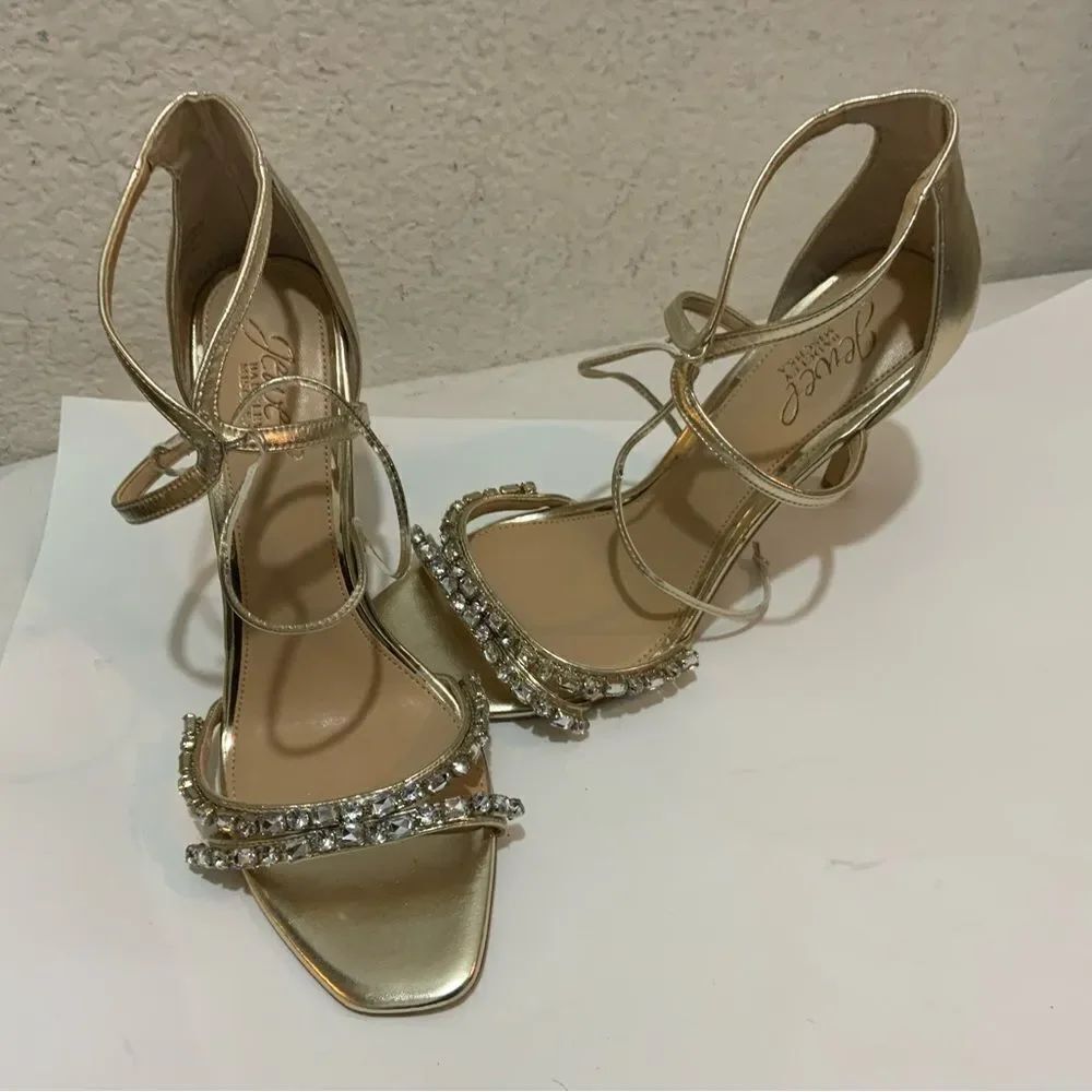 Jewel Badgley Mischka Bradley Ankle Strap Sandals heels 4.5”